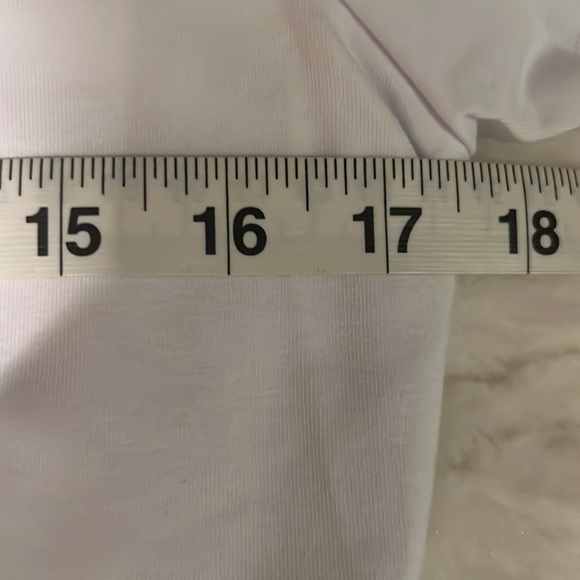 🌹Firm Price🌹Boston Proper Wide Cutout Short-Sleeve Knit Top size M White - Picture 5 of 9